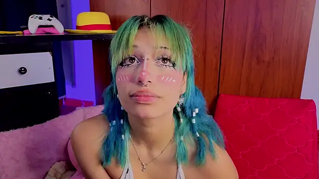 zoelight18 online show from April 10, 8:21 am