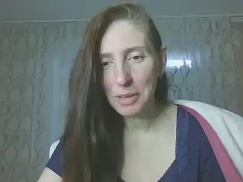 Snapshot of CandiCole chatting on November 13, 5:00 am CandiCole online show from November 13, 5:00 am