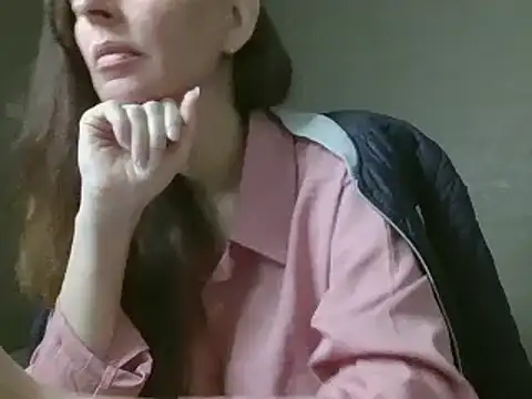 Snapshot of CandiCole chatting on October 1, 6:18 am CandiCole online show from October 1, 6:18 am