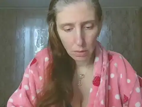 CandiCole online show from February 8, 7:50 am