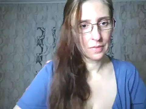 Snapshot of CandiCole chatting on November 21, 3:49 am CandiCole online show from November 21, 3:49 am