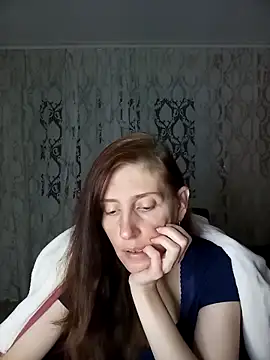 Snapshot of CandiCole chatting on November 8, 3:10 am CandiCole online show from November 8, 3:10 am