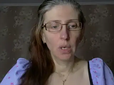 CandiCole online show from March 31, 6:37 am