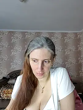 Snapshot of CandiCole chatting on June 12, 3:48 am CandiCole online show from June 12, 3:48 am