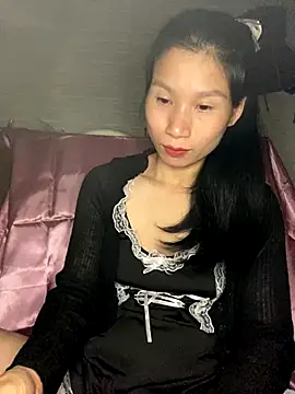 Snapshot of MinHiNi chatting on November 17, 4:22 pm MinHiNi online show from November 17, 4:22 pm