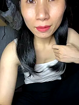 Snapshot of MinHiNi chatting on September 19, 7:23 am MinHiNi online show from September 19, 7:23 am