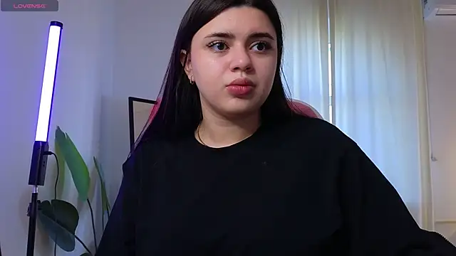 Snapshot of courtneyk_ chatting on October 3, 1:23 pm courtneyk online show from October 3, 1:23 pm