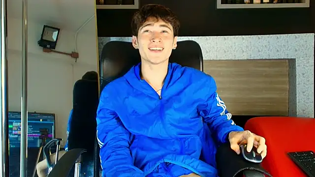  DantFox  online show from November 14, 8:12 pm