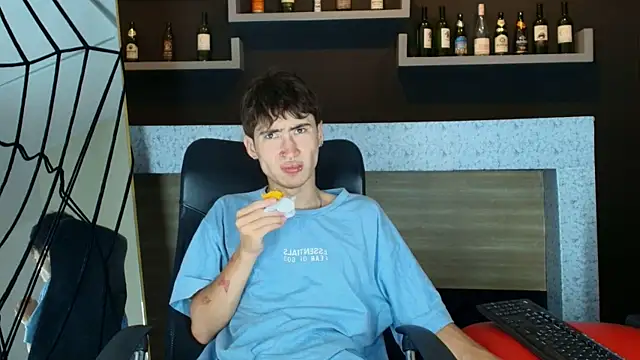  DantFox  online show from November 5, 8:56 pm