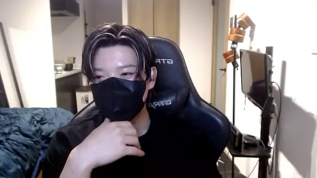 Mei-Tanaka online show from October 3, 3:02 pm