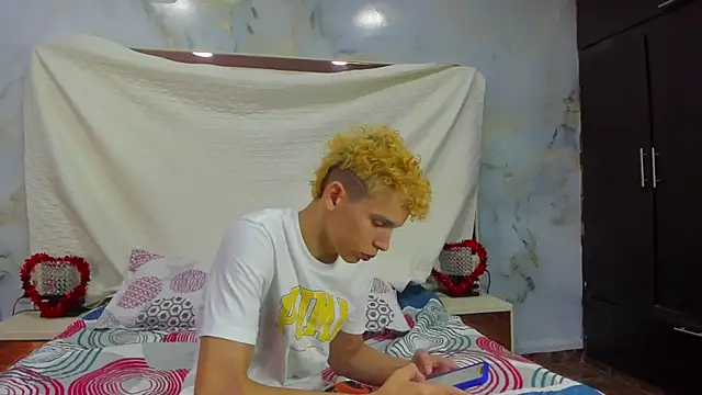 Averange boys X online show from October 29, 11:42 am