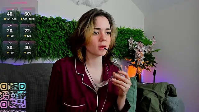 Sunny Teaze online show from November 2, 7:35 am