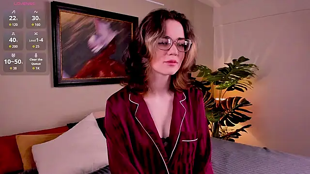 Sunny Teaze online show from February 26, 7:30 am