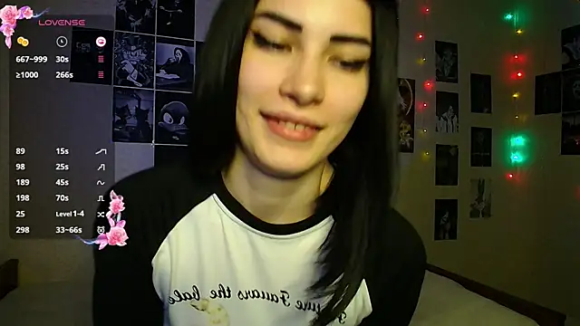 Snapshot of mskissa chatting on October 6, 12:34 am mskissa online show from October 6, 12:34 am