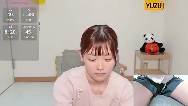 Snapshot of yuzukichi_jp chatting on October 17, 4:38 am yuzukichi jp online show from October 17, 4:38 am