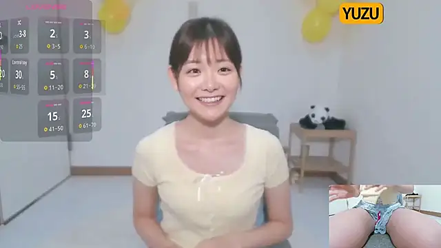 Snapshot of yuzukichi_jp chatting on October 7, 4:13 am yuzukichi jp online show from October 7, 4:13 am