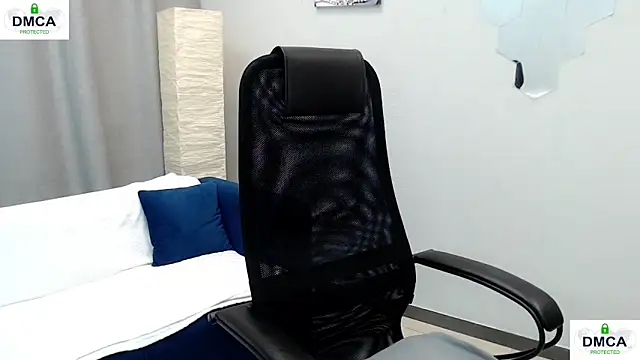 Pion 01 online show from October 17, 8:17 am