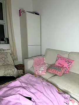 AlitaNova online show from December 1, 8:53 pm