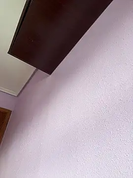 Ninabigtitied online show from October 25, 10:58 am