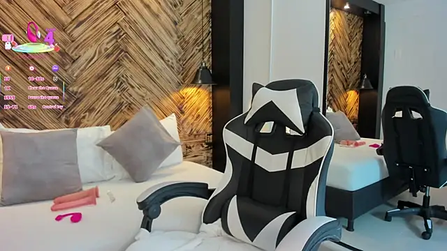 dana daree online show from February 11, 7:25 pm