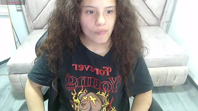 Velvet Moon V online show from March 12, 8:46 pm