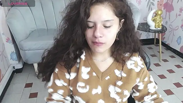 Velvet Moon V online show from March 14, 1:28 pm