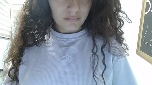 Snapshot of Velvet_Moon_V chatting on February 10, 8:19 pm Velvet Moon V online show from February 10, 8:19 pm