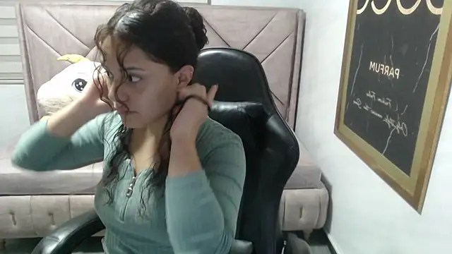 Snapshot of Velvet_Moon_V chatting on November 29, 1:11 pm Velvet Moon V online show from November 29, 1:11 pm