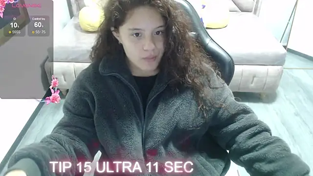 Snapshot of Velvet_Moon_V chatting on January 16, 1:15 pm Velvet Moon V online show from January 16, 1:15 pm