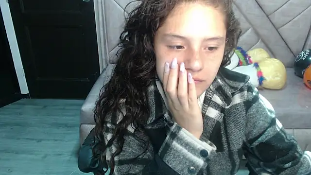 Snapshot of Velvet_Moon_V chatting on October 24, 1:10 pm Velvet Moon V online show from October 24, 1:10 pm