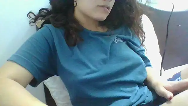 Velvet Moon V online show from April 15, 4:51 am