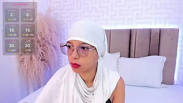 naishaa  online show from May 20, 6:27 pm
