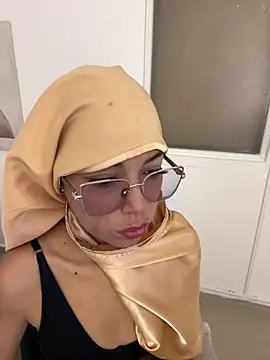 naishaa  online show from February 23, 6:41 pm