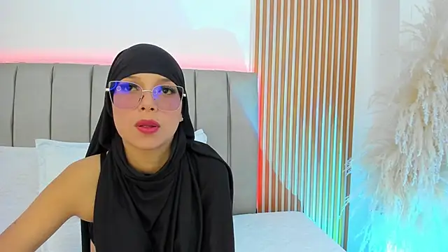 naishaa  online show from December 2, 6:42 pm