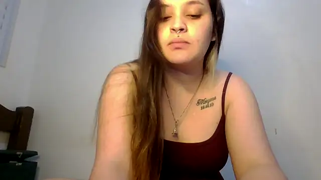 Snapshot of devilbaby9696 chatting on November 12, 2:37 am devilbaby9696 online show from November 12, 2:37 am