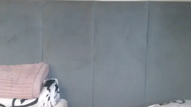 Snapshot of Jah-Queen chatting on November 1, 4:23 pm Jah-Queen online show from November 1, 4:23 pm