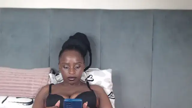 Jah-Queen online show from January 6, 7:51 pm