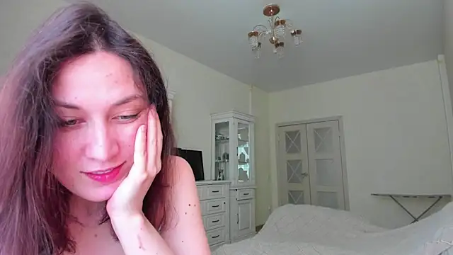 Mary Queeny online show from May 2, 9:47 am