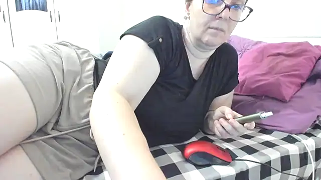 wetladyjoy online show from July 4, 7:48 am