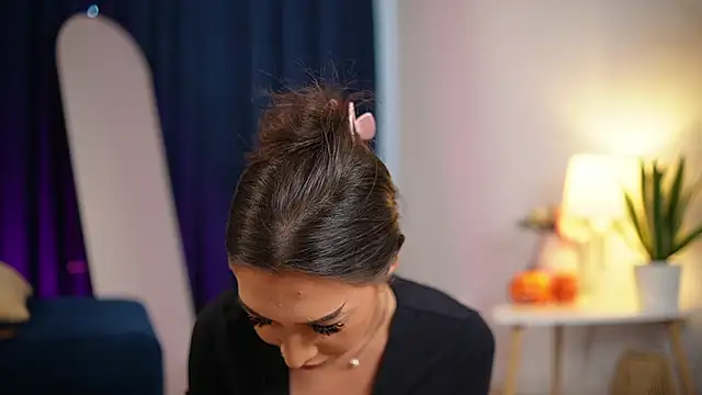  ChloeLee  online show from November 2, 7:13 am