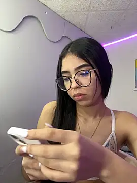 Snapshot of _Alix_7 chatting on September 11, 1:49 am Alix 7 online show from September 11, 1:49 am