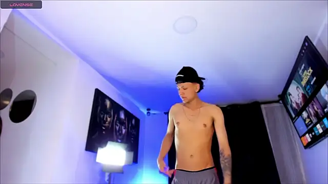  Mia Pink  online show from March 15, 2:07 am