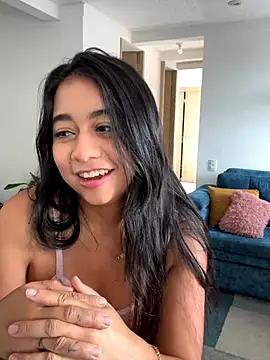 Lily June online show from September 26, 3:30 pm