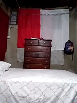 Snapshot of Steehood chatting on December 3, 2:56 am Steehood online show from December 3, 2:56 am