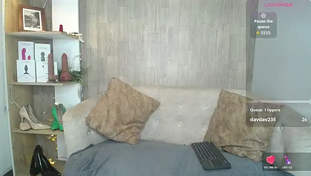 may wood online show from April 23, 12:11 pm