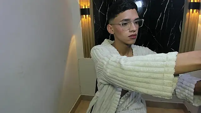 Snapshot of BILLY_JAMEES chatting on November 14, 11:36 am BILLY JAMEES online show from November 14, 11:36 am