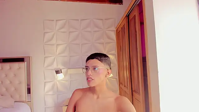 BILLY JAMEES online show from December 22, 8:53 pm