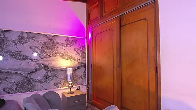 BILLY JAMEES online show from February 6, 11:39 am