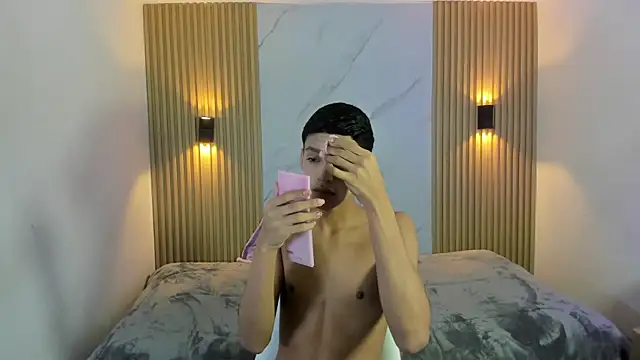 BILLY JAMEES online show from December 18, 12:31 pm