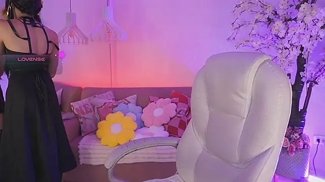 JadeSummerr online show from February 28, 11:43 am